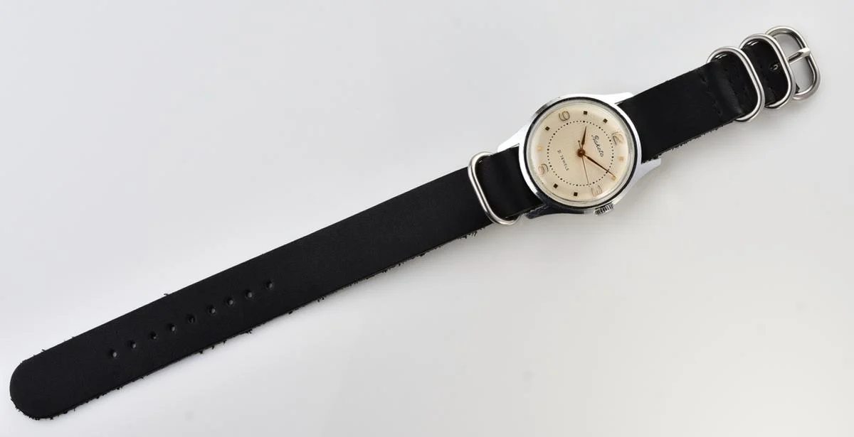 Excellent vintage Soviet Raketa Baltica mechanical watch