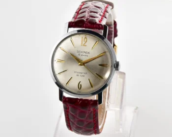 Soviet vintage Sekonda mechanical wrist watch