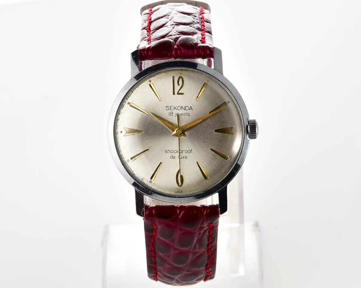 Soviet vintage Sekonda mechanical wrist watch
