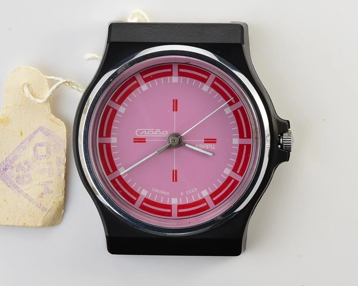 TIME CAPSULE: Soviet Slava with quartz movement – New Old Stock (NOS)!