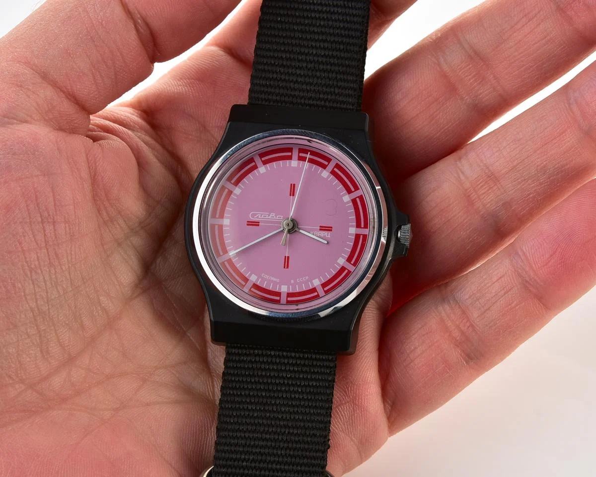 TIME CAPSULE: Soviet Slava with quartz movement – New Old Stock (NOS)!