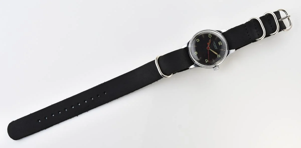 Excellent condition vintage Soviet Sportivnie mechanical watch - 1st quarter 1956!