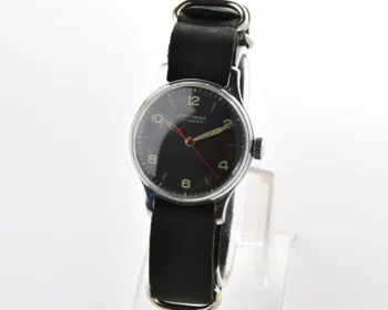 Excellent condition vintage Soviet Sportivnie mechanical watch - 1st quarter 1956!