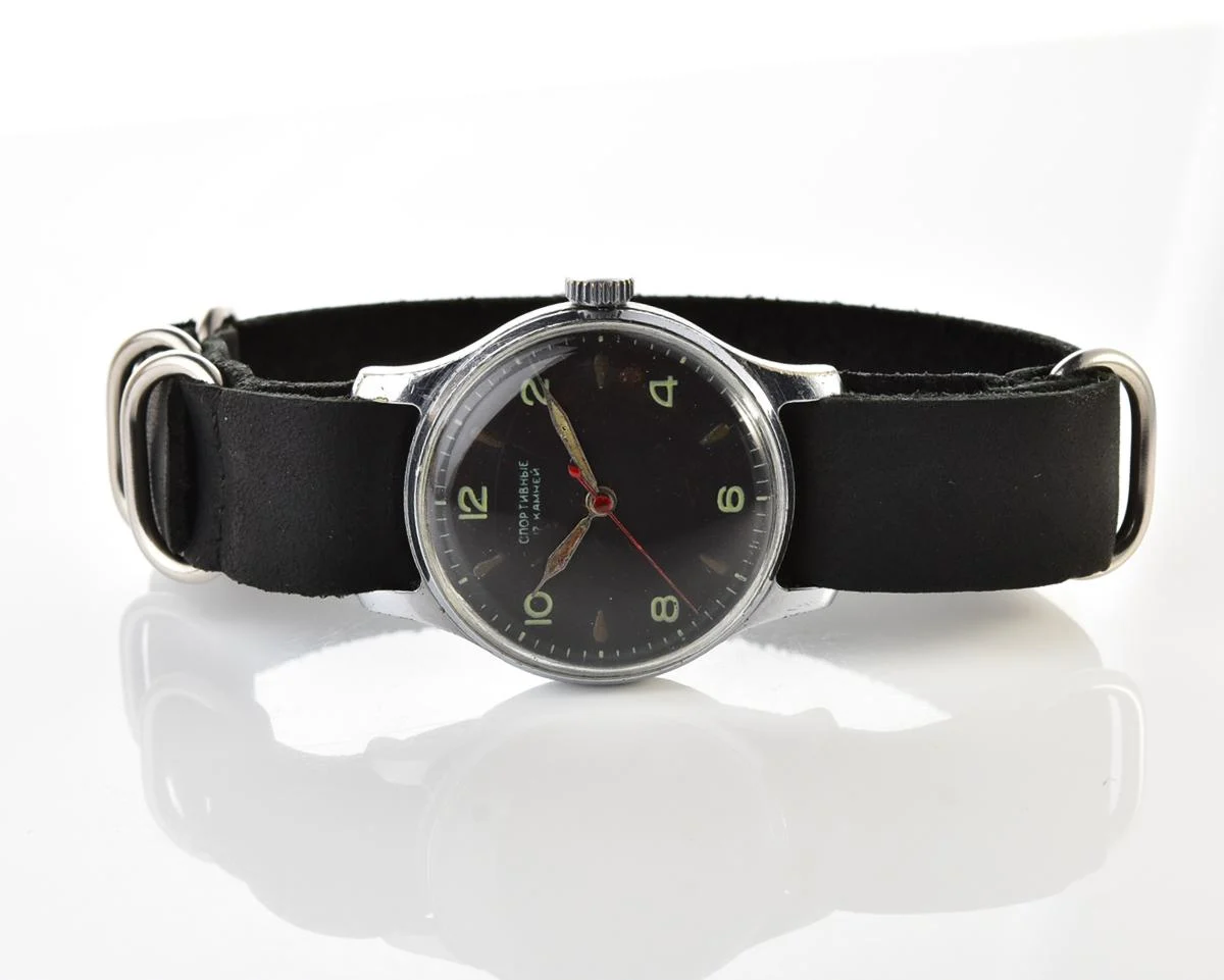 Excellent condition vintage Soviet Sportivnie mechanical watch - 1st quarter 1956!
