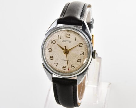 Original Soviet Wostok (Vostok) mechanical wrist watch, early domestic version!
