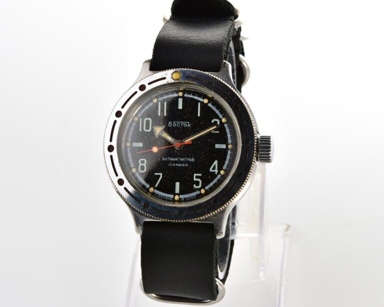 Vostok Amphibia mechanical watch + genuine leather NATO Commander strap!