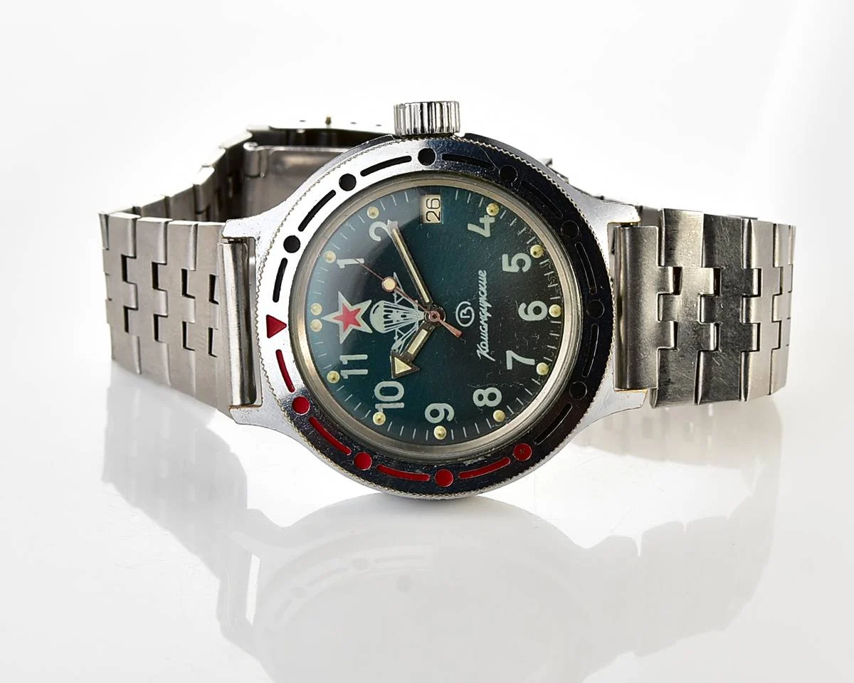 Vostok Komandirskie Paratroopers mechanical watch with automatic self-winding movement