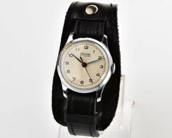 Excellent Moskva Soviet mechanical watch