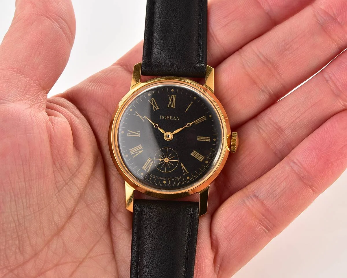 TIME CAPSULE: Mechanical Pobeda gold-plated watch in box – New Old Stock (NOS)!