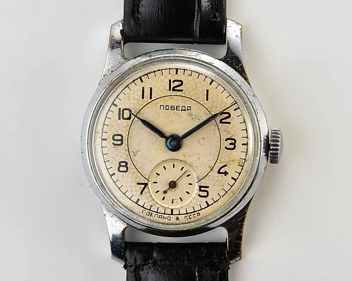 Vintage Soviet mechanical Pobeda wrist watch