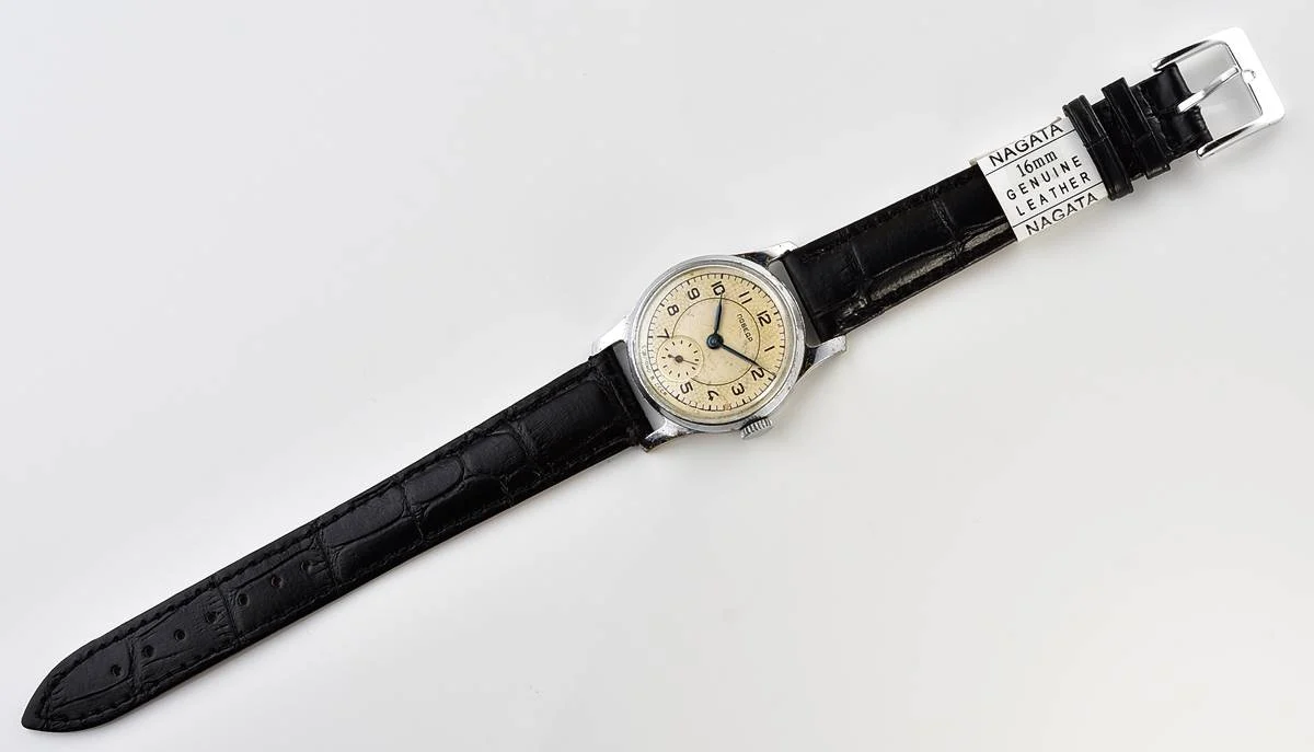 Vintage Soviet mechanical Pobeda wrist watch