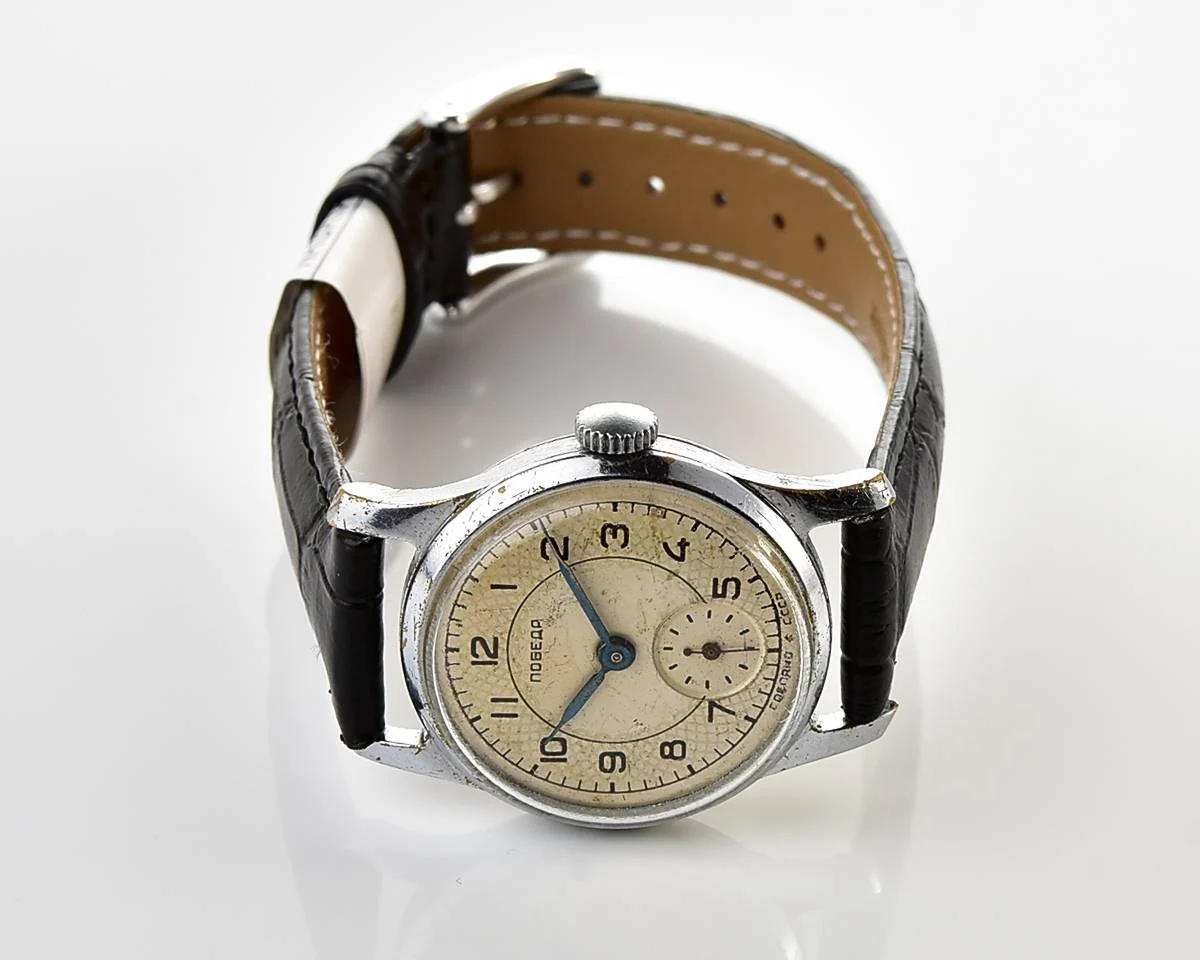 Vintage Soviet mechanical Pobeda wrist watch