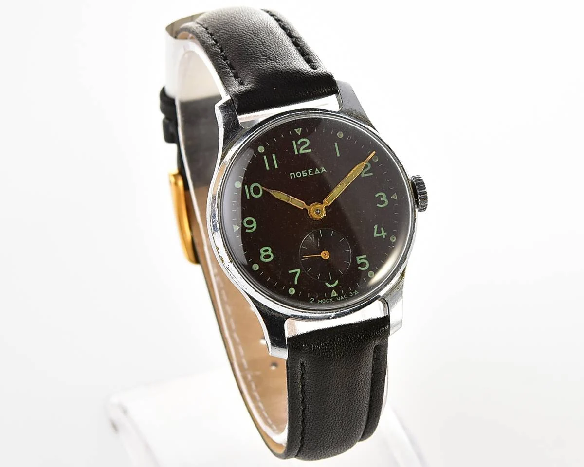 Excellent condition vintage Soviet mechanical Pobeda wrist watch, 2MChZ from 2nd quarter of 1956