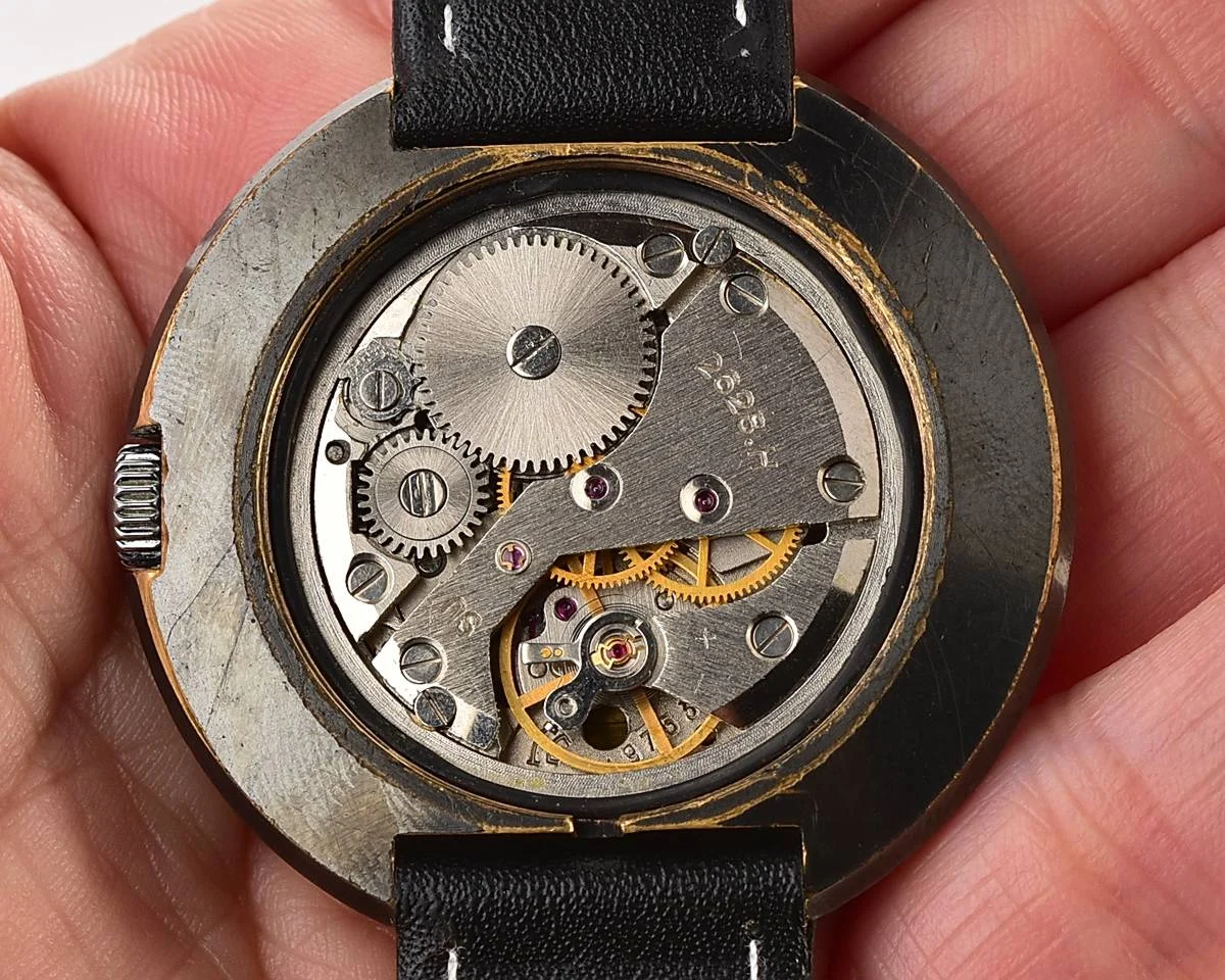Large vintage Raketa mechanical watch