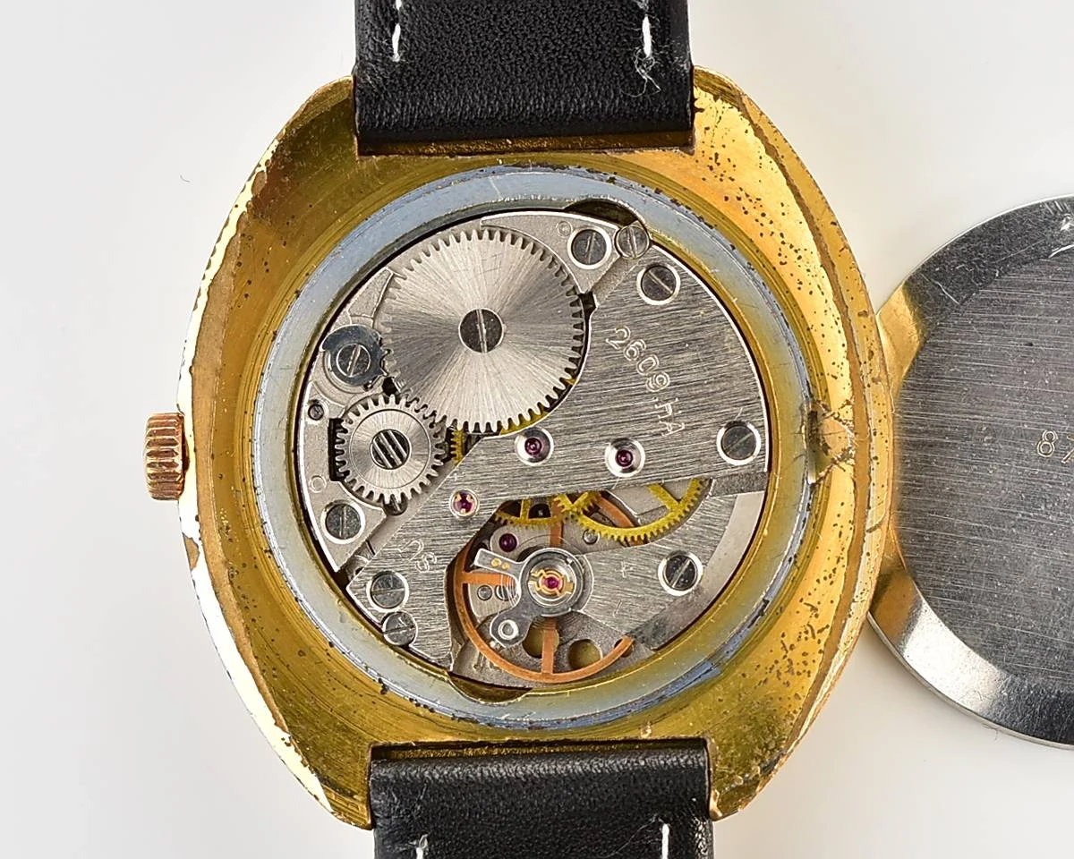 Large vintage Raketa gold-plated mechanical watch