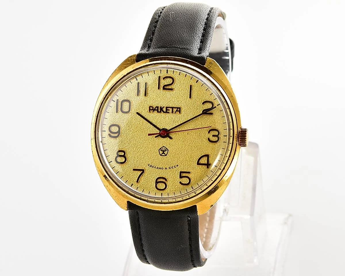 Large vintage Raketa gold-plated mechanical watch