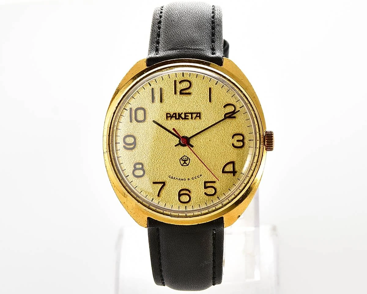 Large vintage Raketa gold-plated mechanical watch