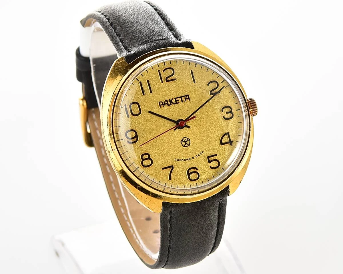 Large vintage Raketa gold-plated mechanical watch