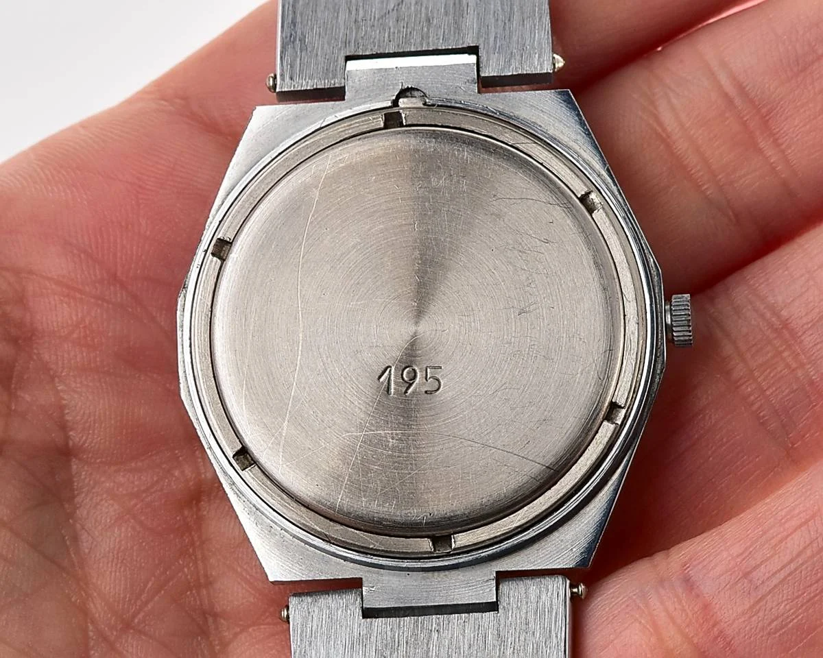 TIME CAPSULE: Soviet Slava with quartz movement – New Old Stock (NOS)!