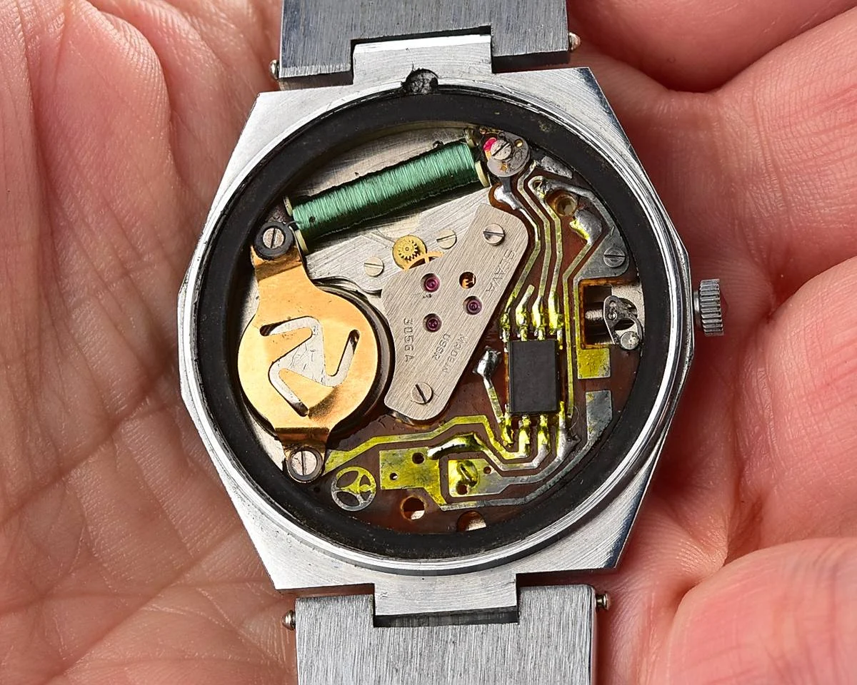 TIME CAPSULE: Soviet Slava with quartz movement – New Old Stock (NOS)!