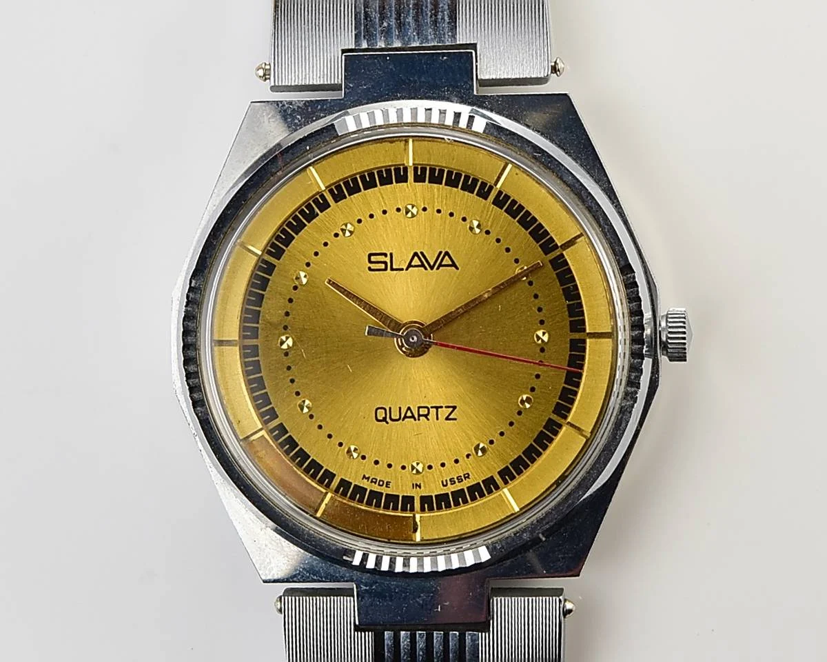 TIME CAPSULE: Soviet Slava with quartz movement – New Old Stock (NOS)!