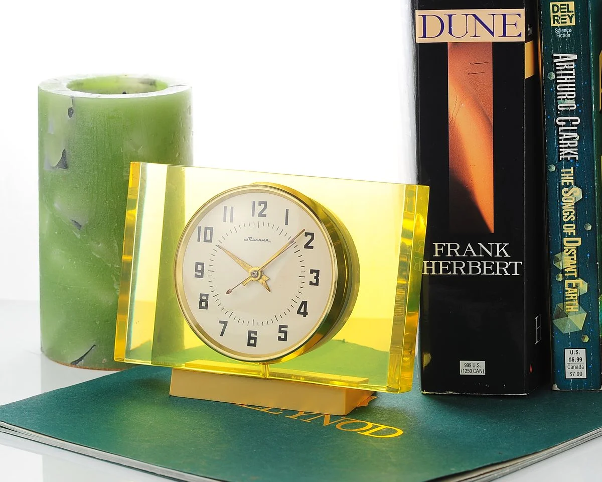 Molnija Soviet vintage mechanical table clock
