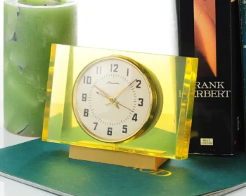 Molnija Soviet vintage mechanical table clock