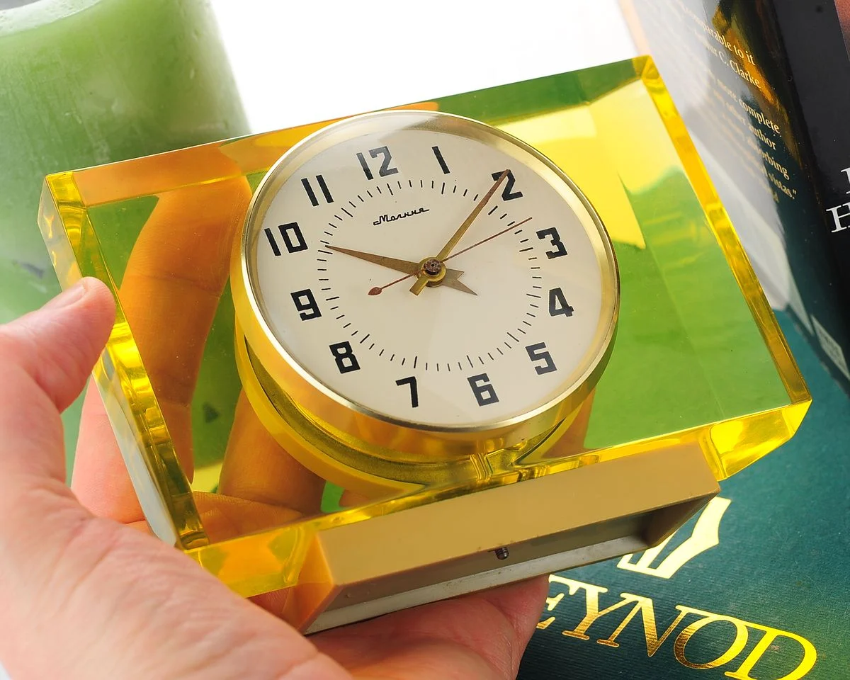 Molnija Soviet vintage mechanical table clock