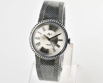 Vintage Soviet Luch quartz watch