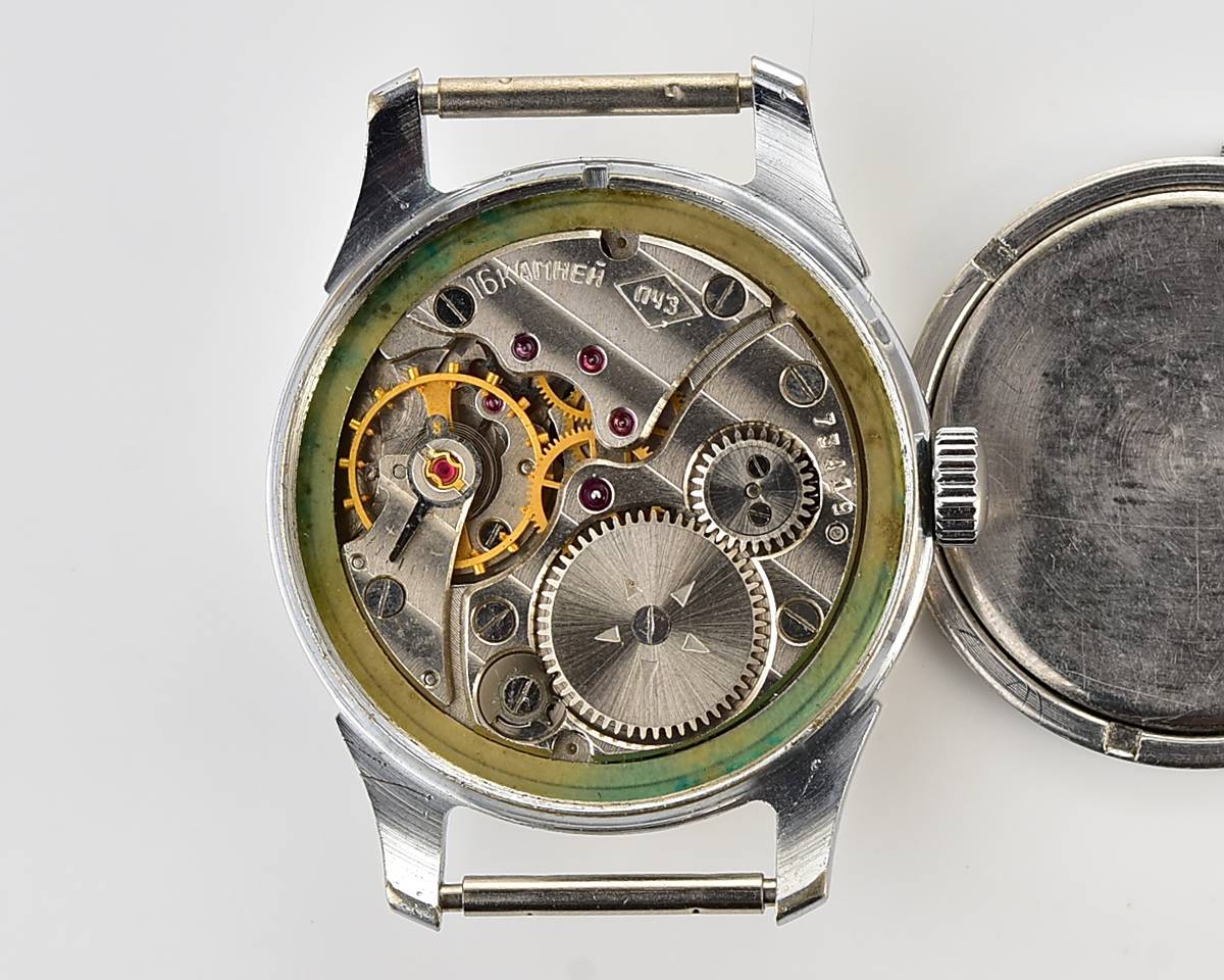 Vintage soviet MAYAK mechanical watch