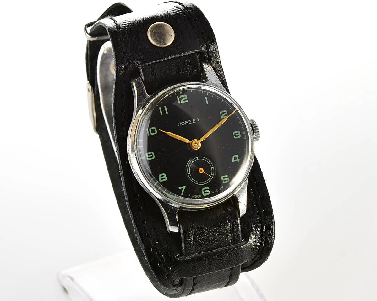 Vintage Soviet mechanical Pobeda wrist watch, 2MChZ from 2nd quarter 1958