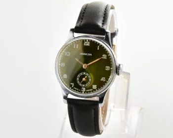 Rare! Green dial vintage Soviet mechanical Pobeda wrist watch, 2nd quarter 1951!