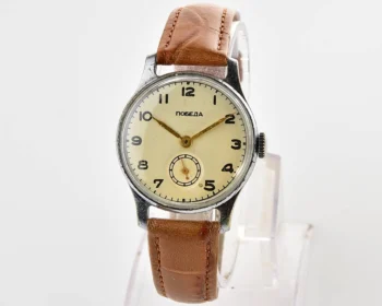 Vintage Soviet mechanical Pobeda watch, 2MChZ from 1st quarter 1957