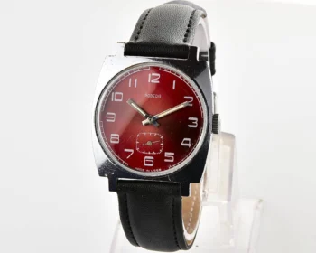Pobeda Soviet mechanical wrist watch