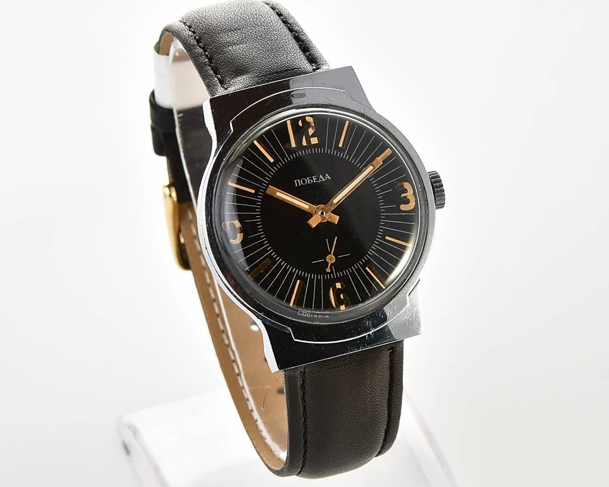 Pobeda Soviet mechanical wrist watch