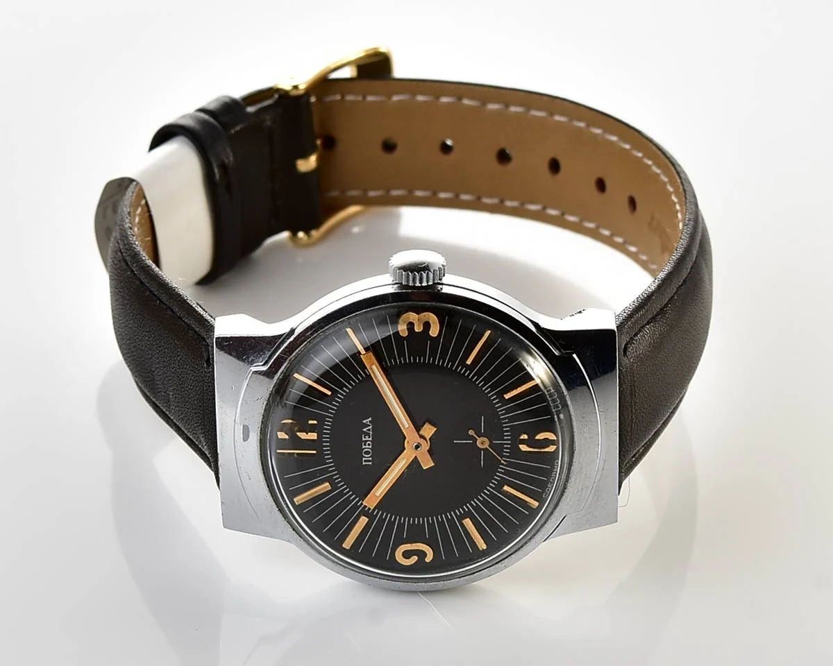 Pobeda Soviet mechanical wrist watch