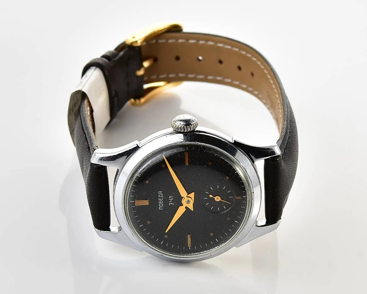 Vintage Soviet mechanical Pobeda wrist watch, PChZ