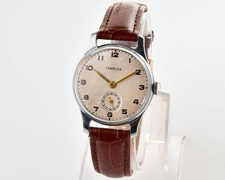 Excellent vintage soviet mechanical POBEDA watch, 2MChZ from 3rd quarter 1954!