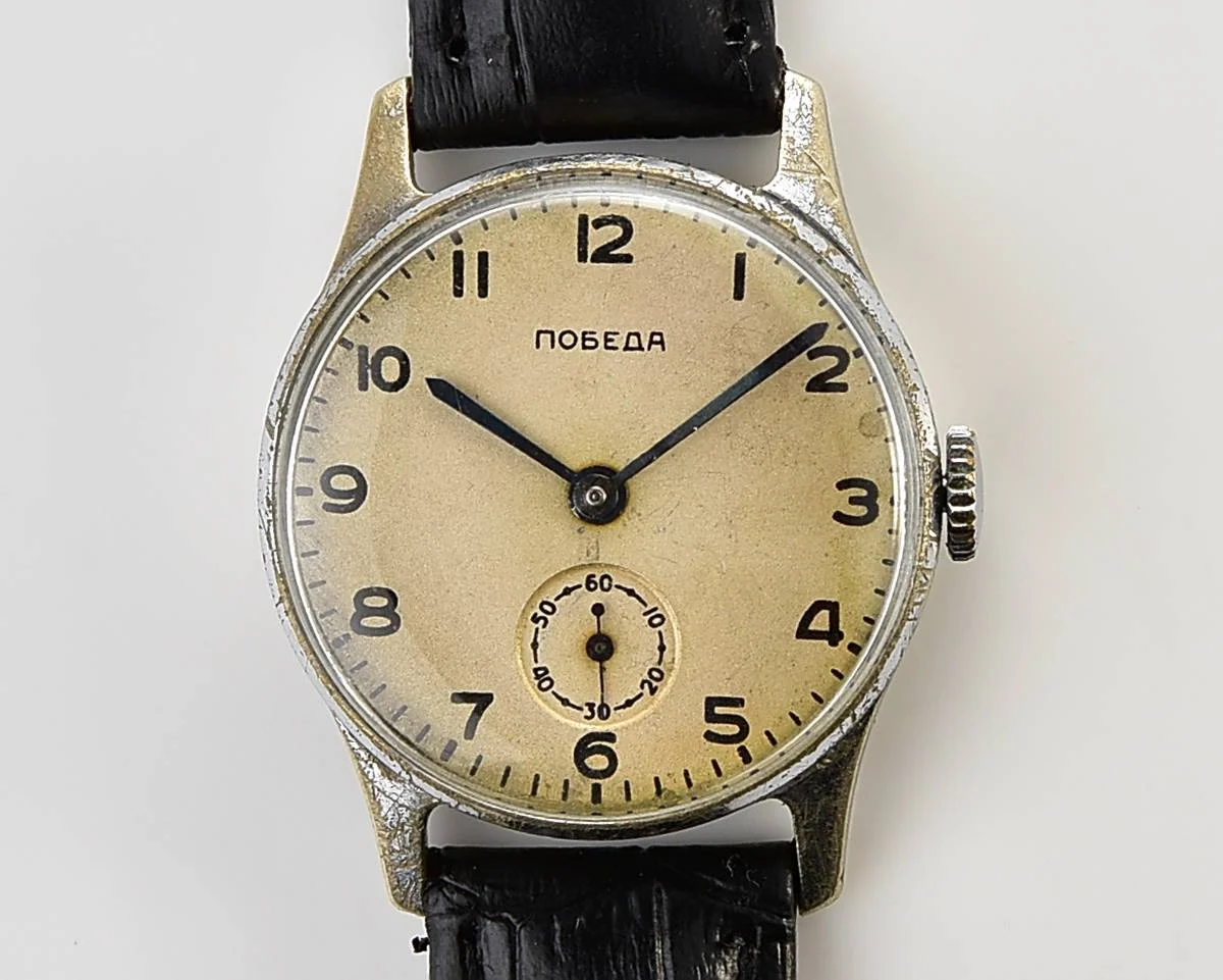 Vintage Soviet mechanical Pobeda watch, ChChZ from 4th quarter 1954!