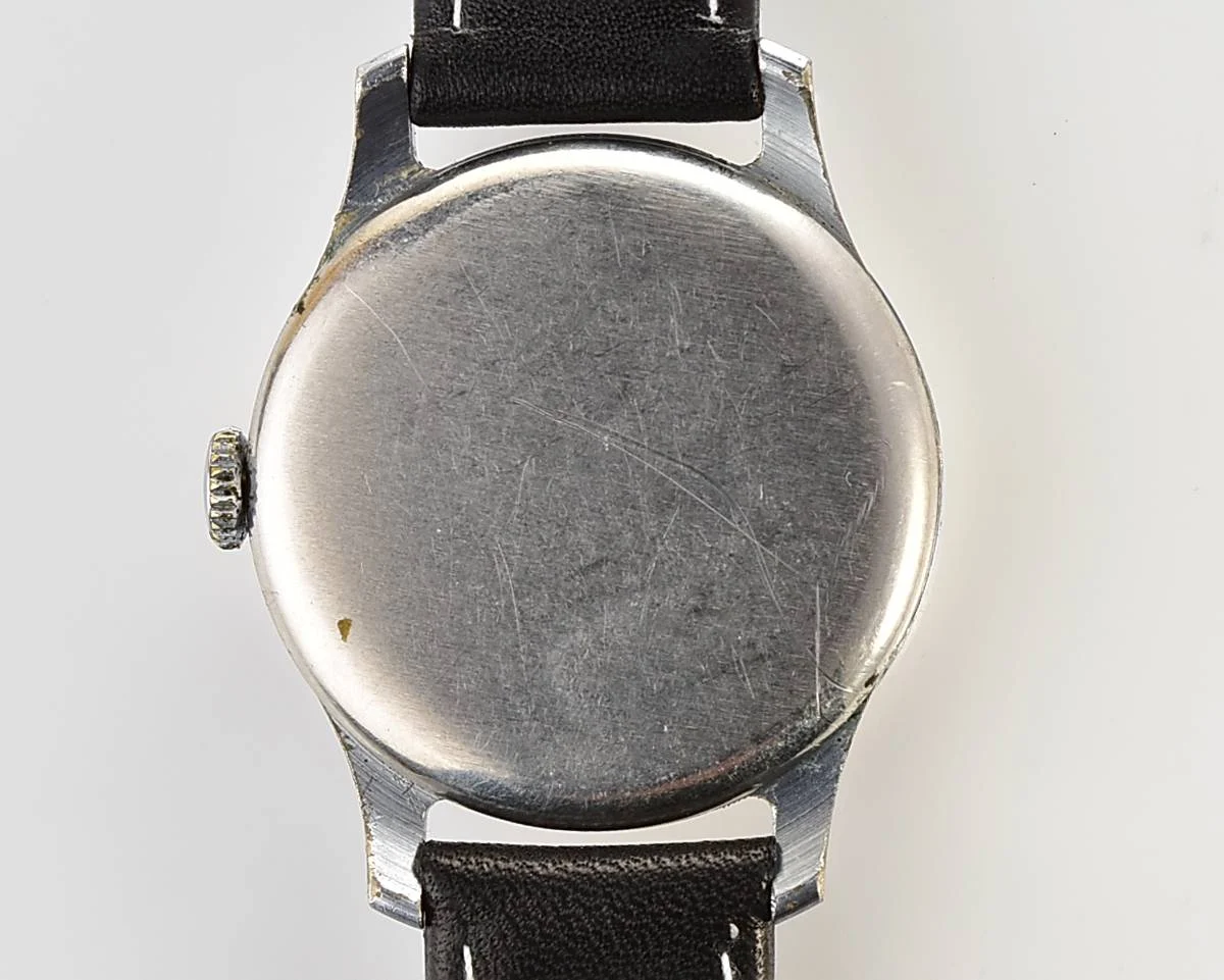 Excellent vintage Soviet mechanical Pobeda wrist watch, 1MChZ, 4th quarter of 1955
