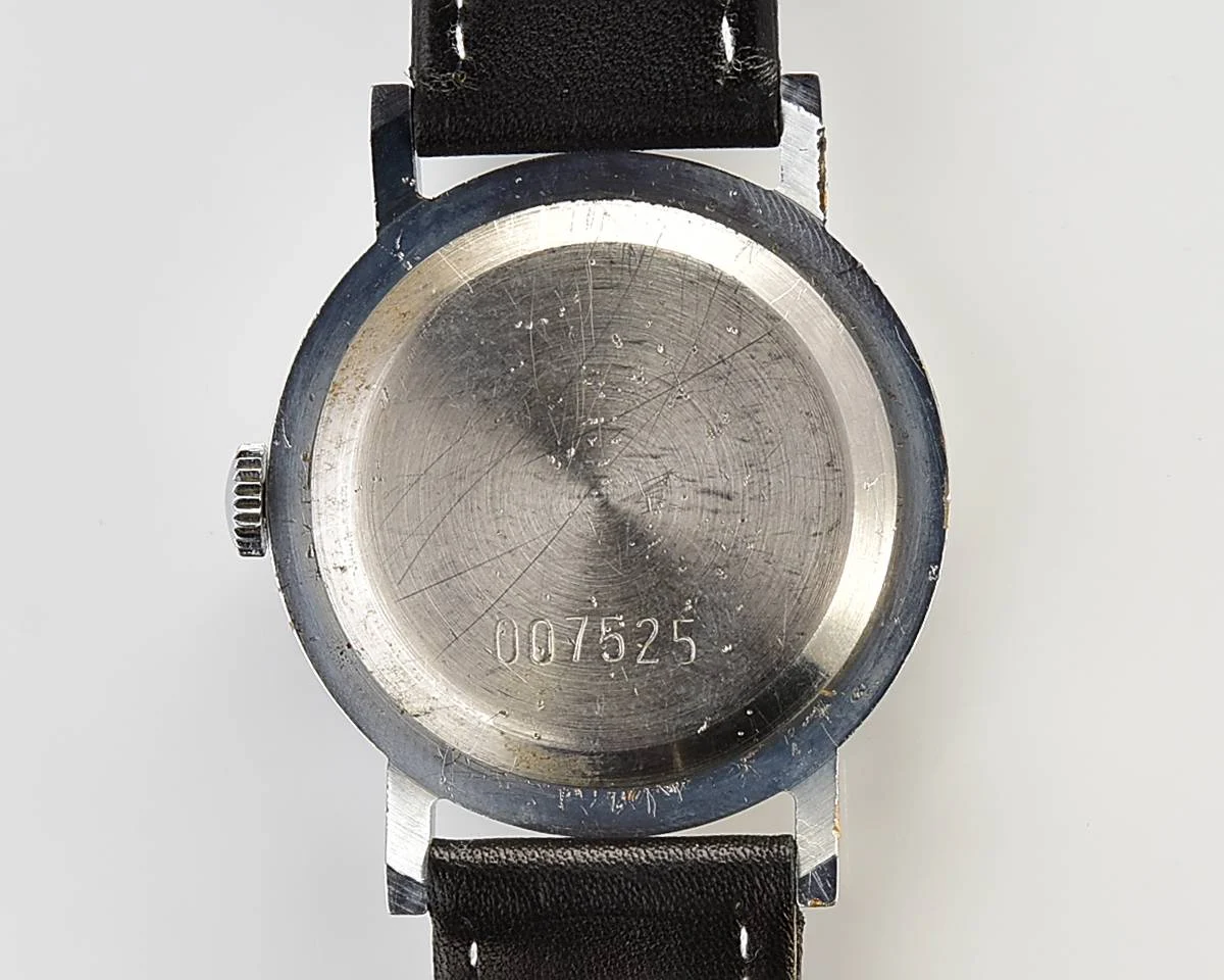 Excellent mechanical Pobeda watch