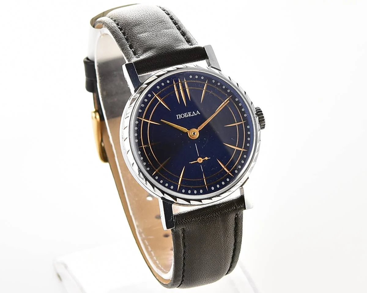 Excellent mechanical Pobeda watch