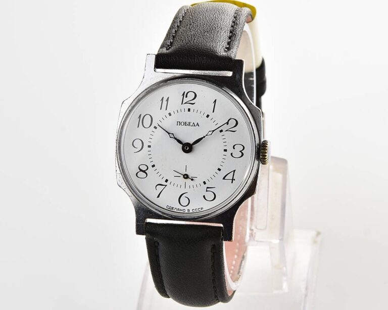 POBEDA soviet mechanical wrist watch