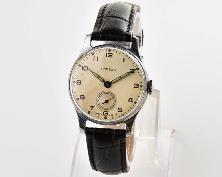 Excellent vintage soviet mechanical POBEDA watch, 2MChZ from 3rd quarter 1956!