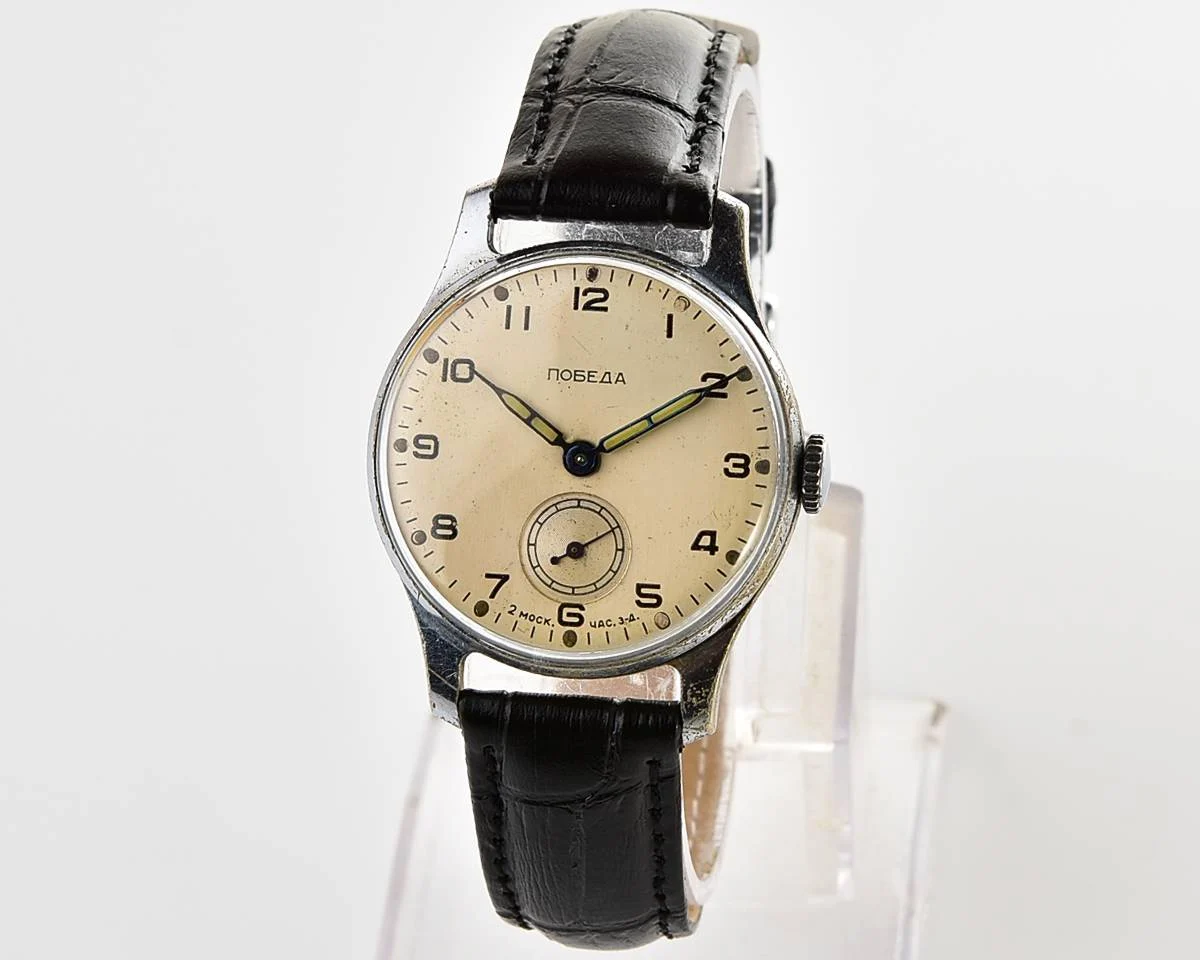 Excellent vintage Soviet mechanical Pobeda watch, 2MChZ from 3rd quarter 1956!