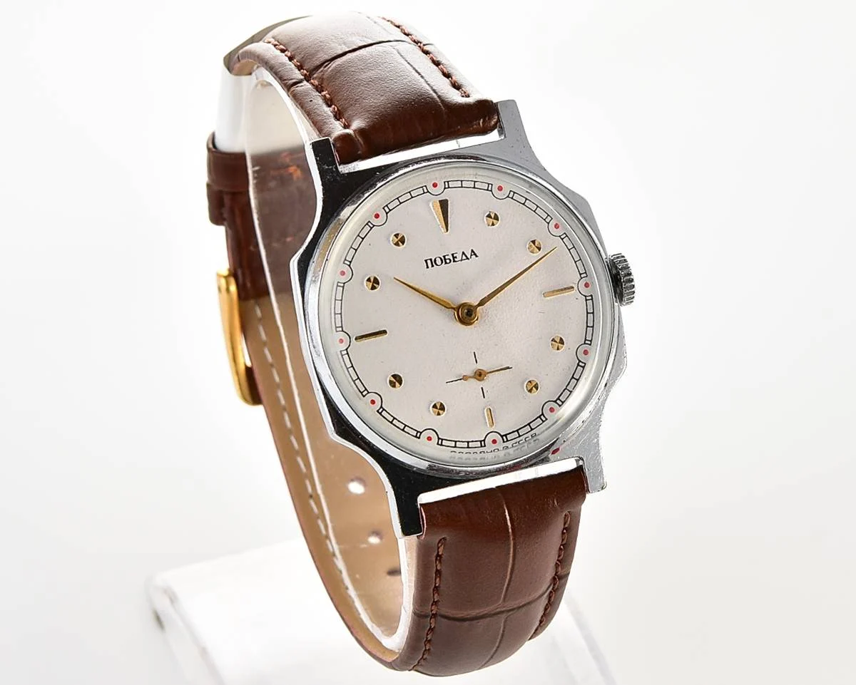 Pobeda Soviet mechanical wrist watch