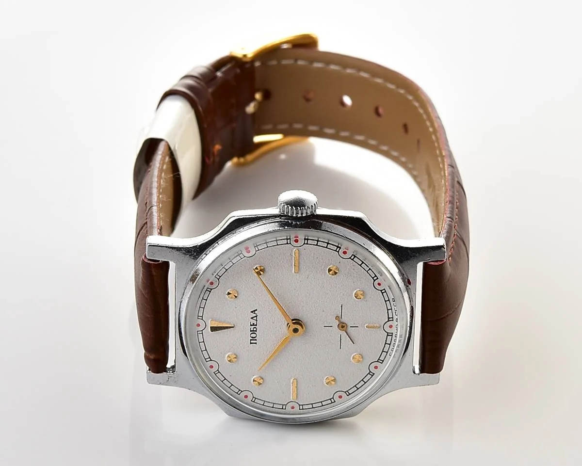 Pobeda Soviet mechanical wrist watch
