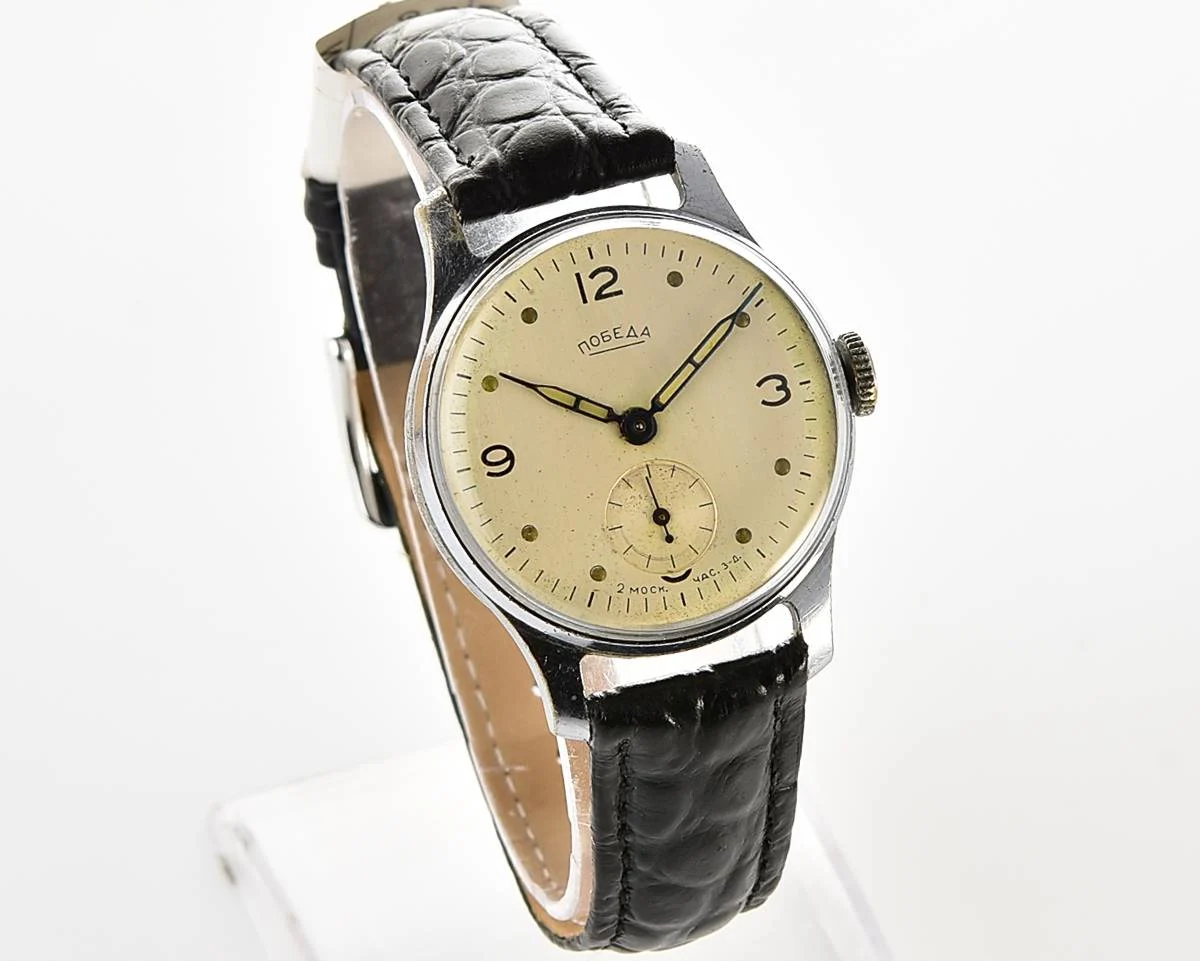 Excellent vintage Soviet mechanical Pobeda watch, 2MChZ from 2nd quarter 1957!