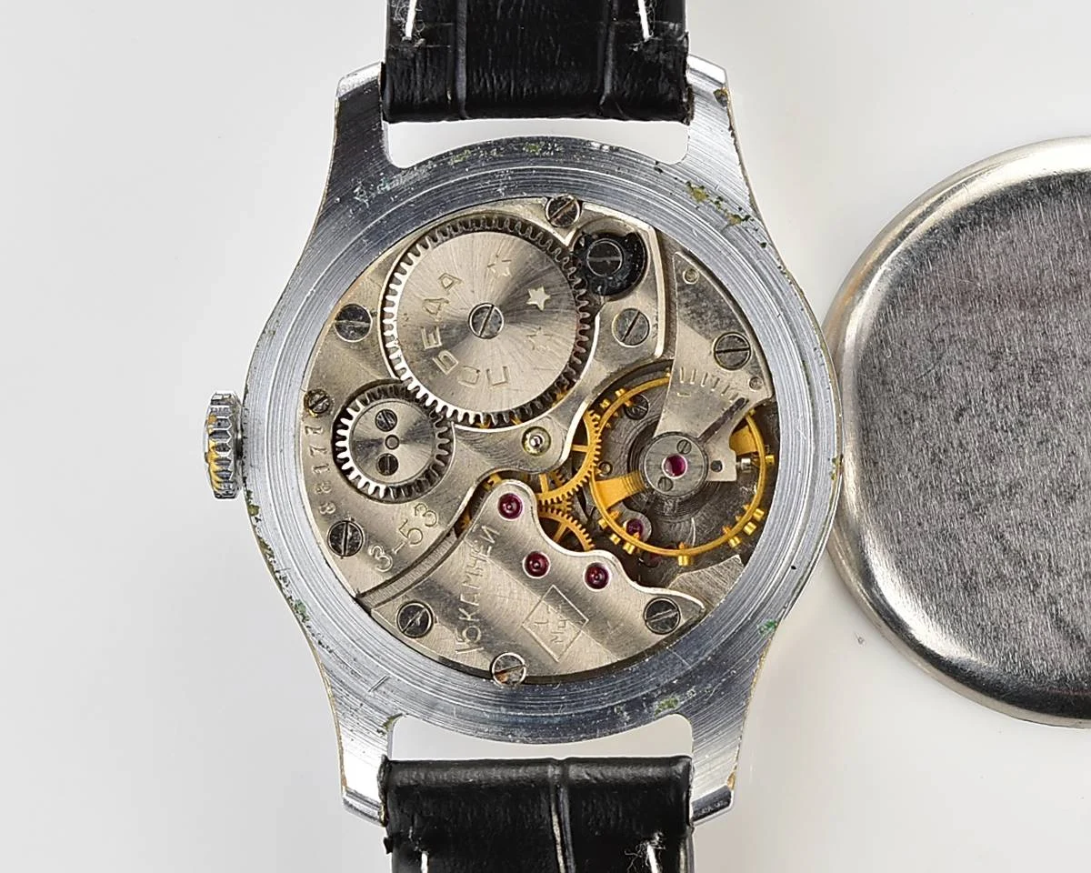 Excellent condition vintage Soviet mechanical Pobeda wrist watch, 1MChZ, 3rd quarter 1953