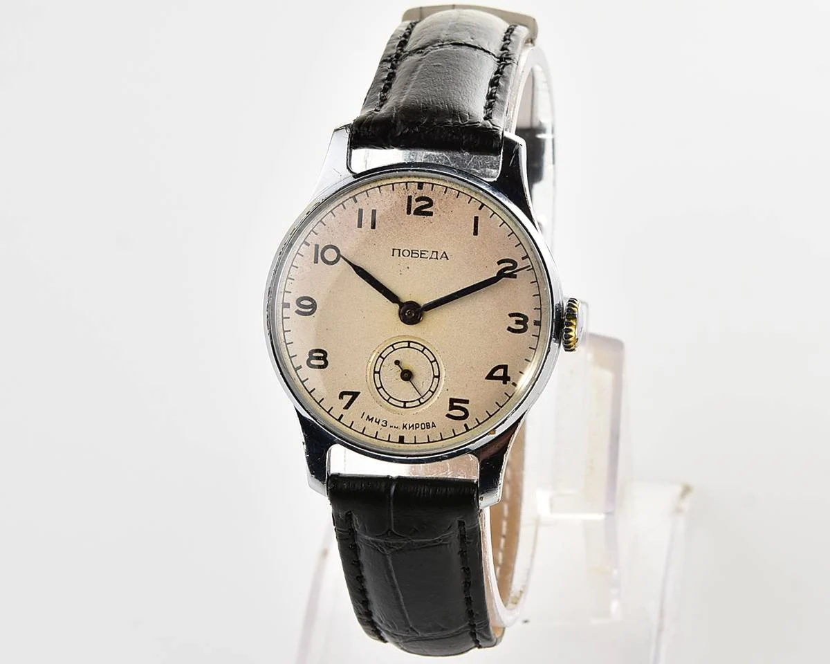 Excellent condition vintage Soviet mechanical Pobeda wrist watch, 1MChZ, 3rd quarter 1953